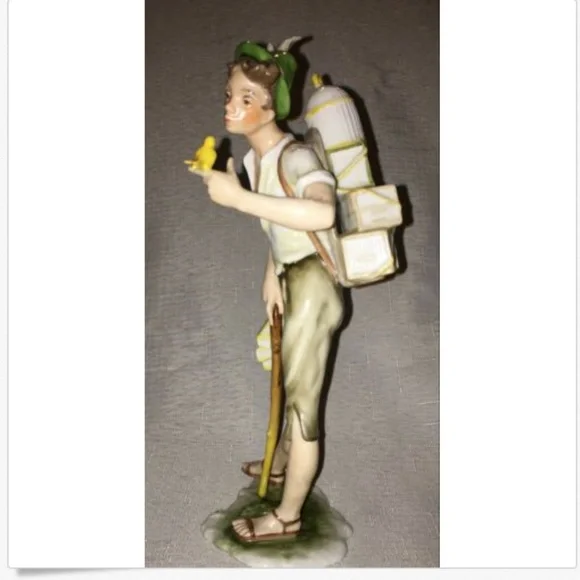 AK Kaiser Vintage Handpainted Porcelain Figurine Birdseller #387 W Germany